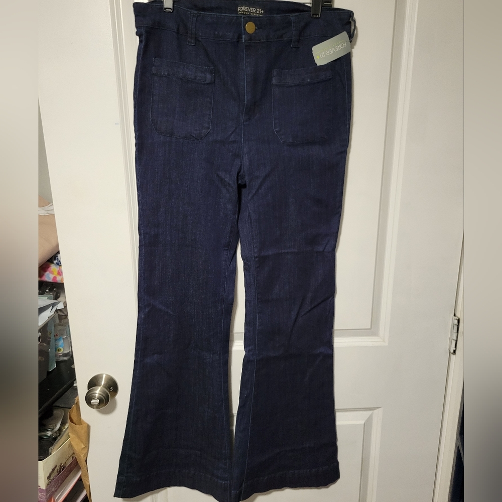 NWT FOREVER 21 PLUS SZE DARK BLUE FIT & FLARE JEAN DENIM 14 LONG